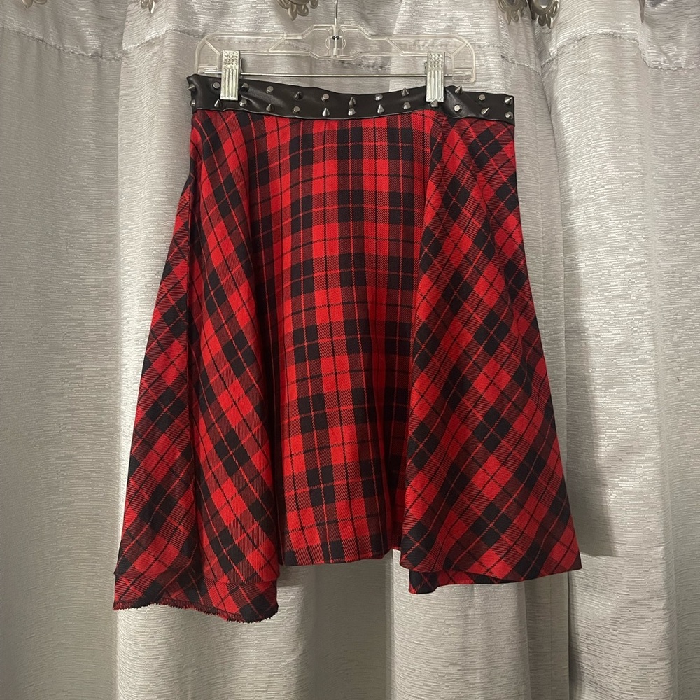 Forever 21 Red & Black Plaid Skirt